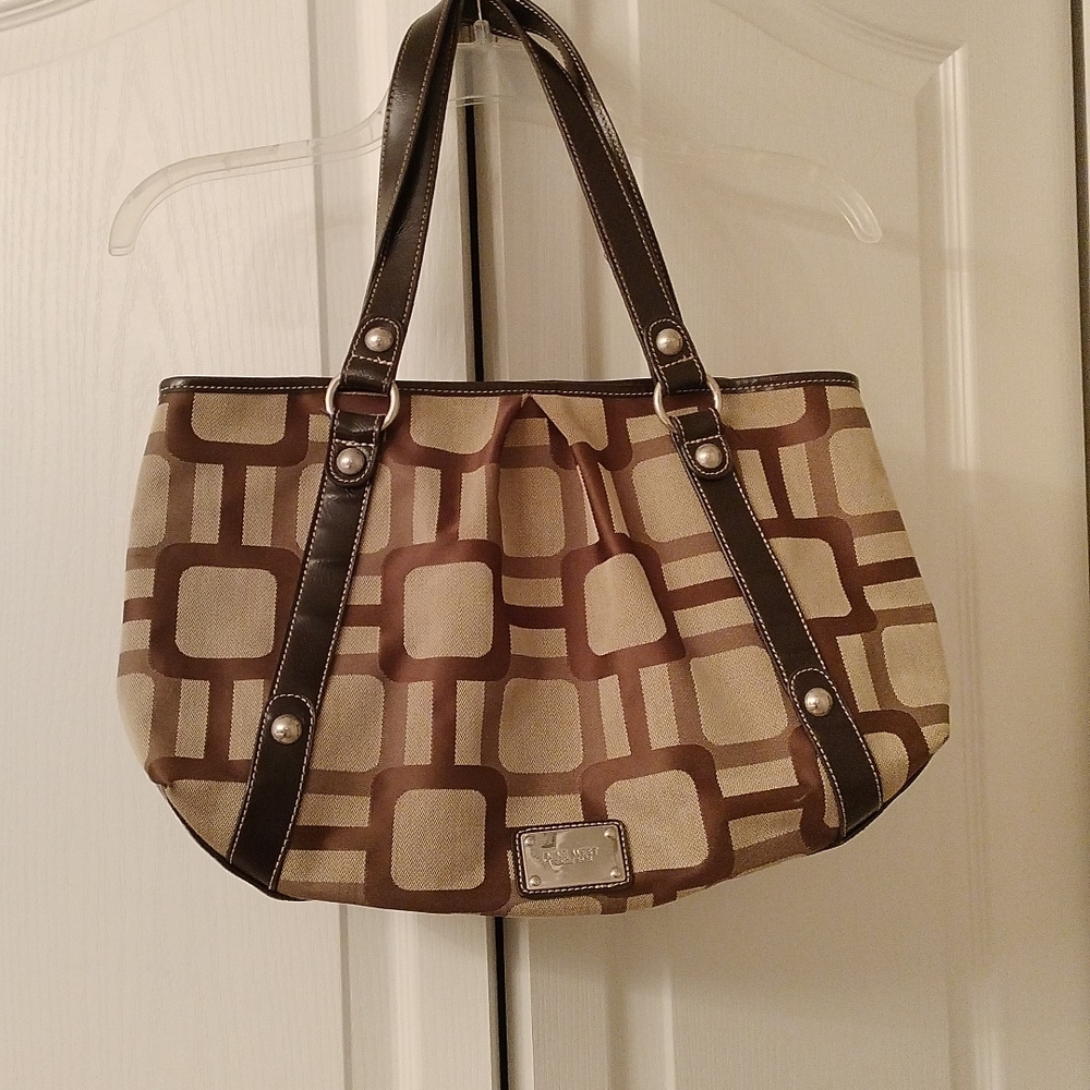 ⚜️ Nine West Tote